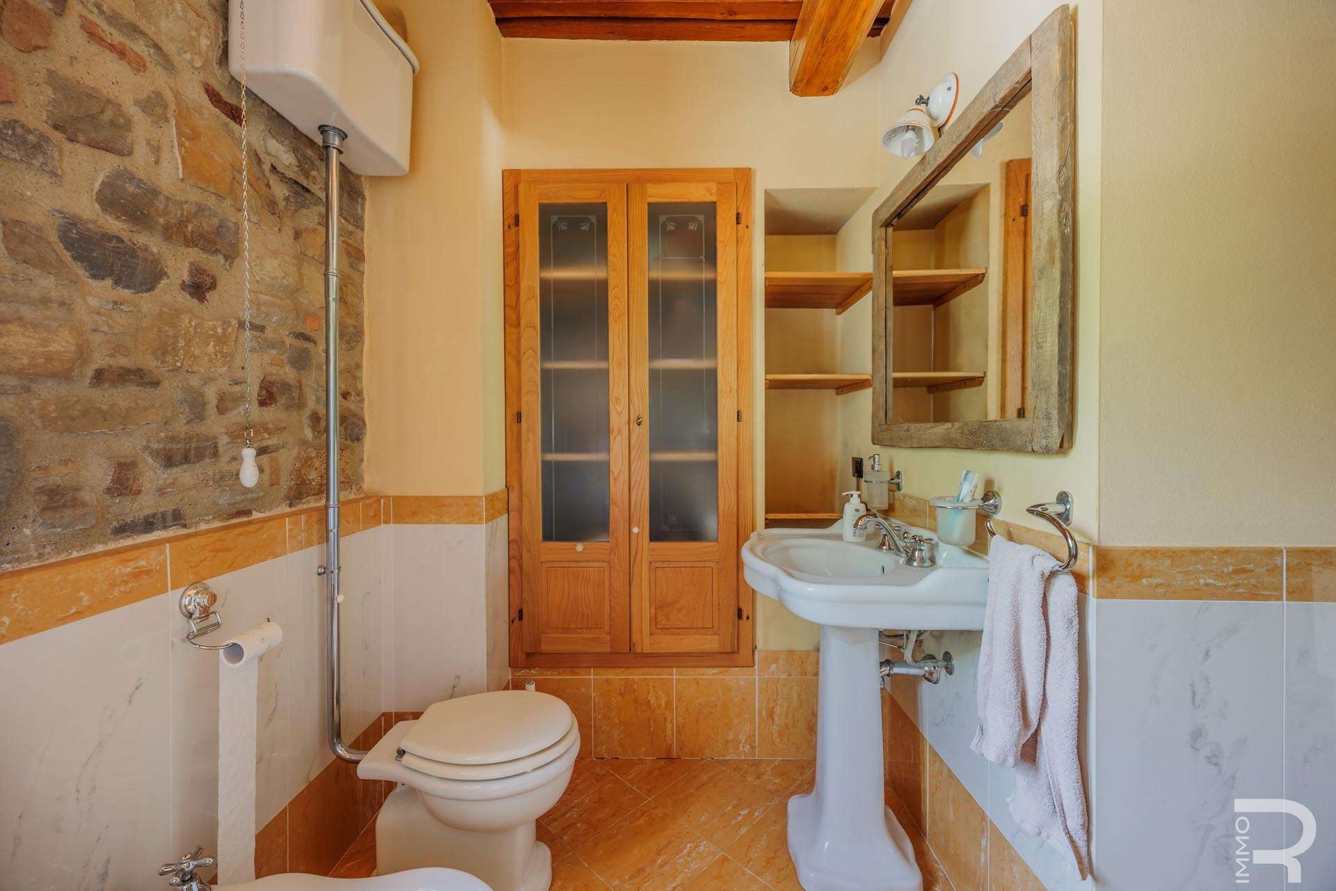 Detached House – Chitignano