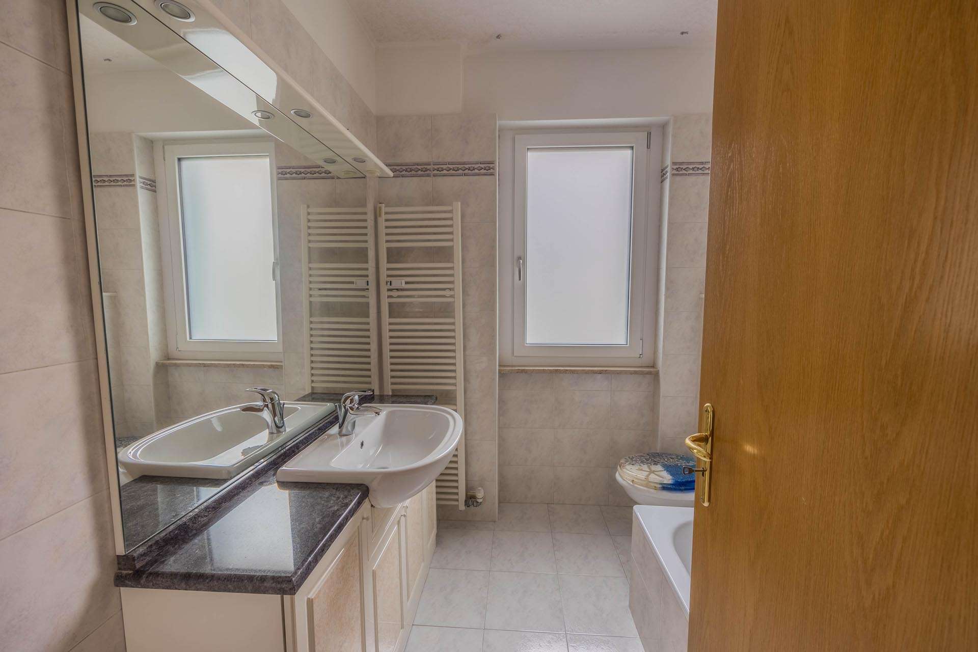 16_HZh0n0T Four Room Apartment – Bolzano-Europa/Novacella