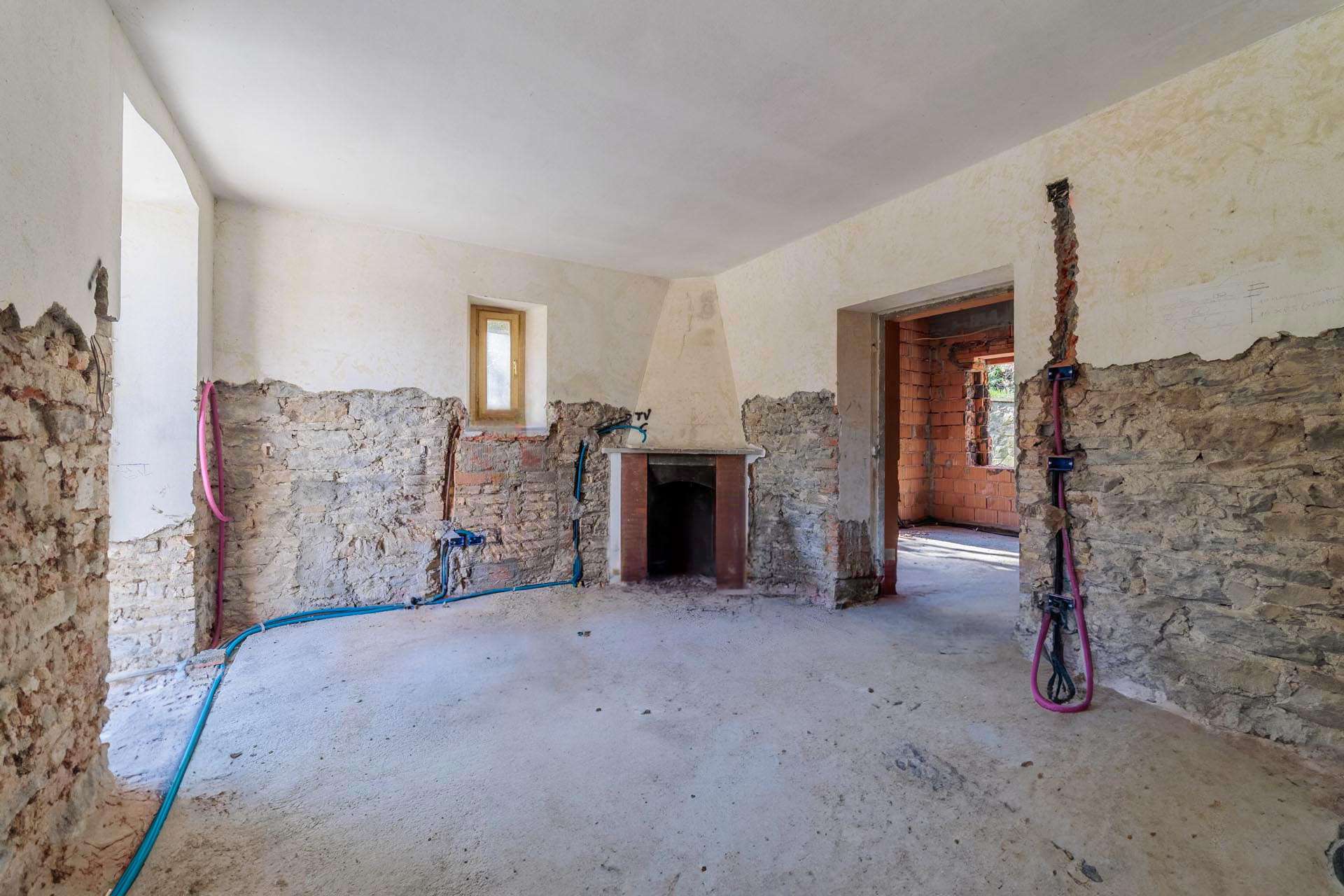 16_Lfz80n4 Detached House – Arezzo