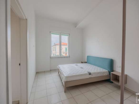 Four Room Apartment – San Vincenzo
