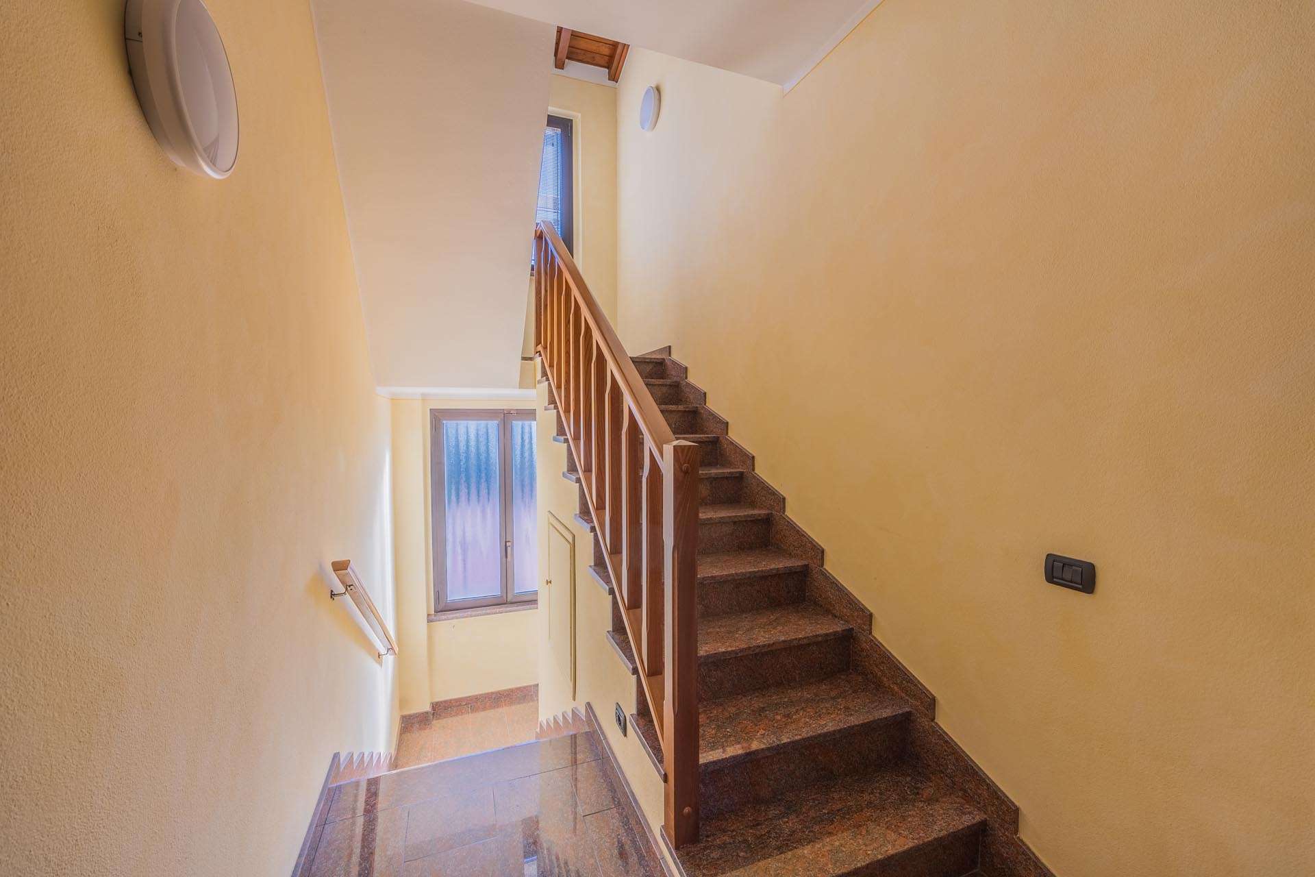 18_NzT8FyW Two-family House – Manerba del Garda