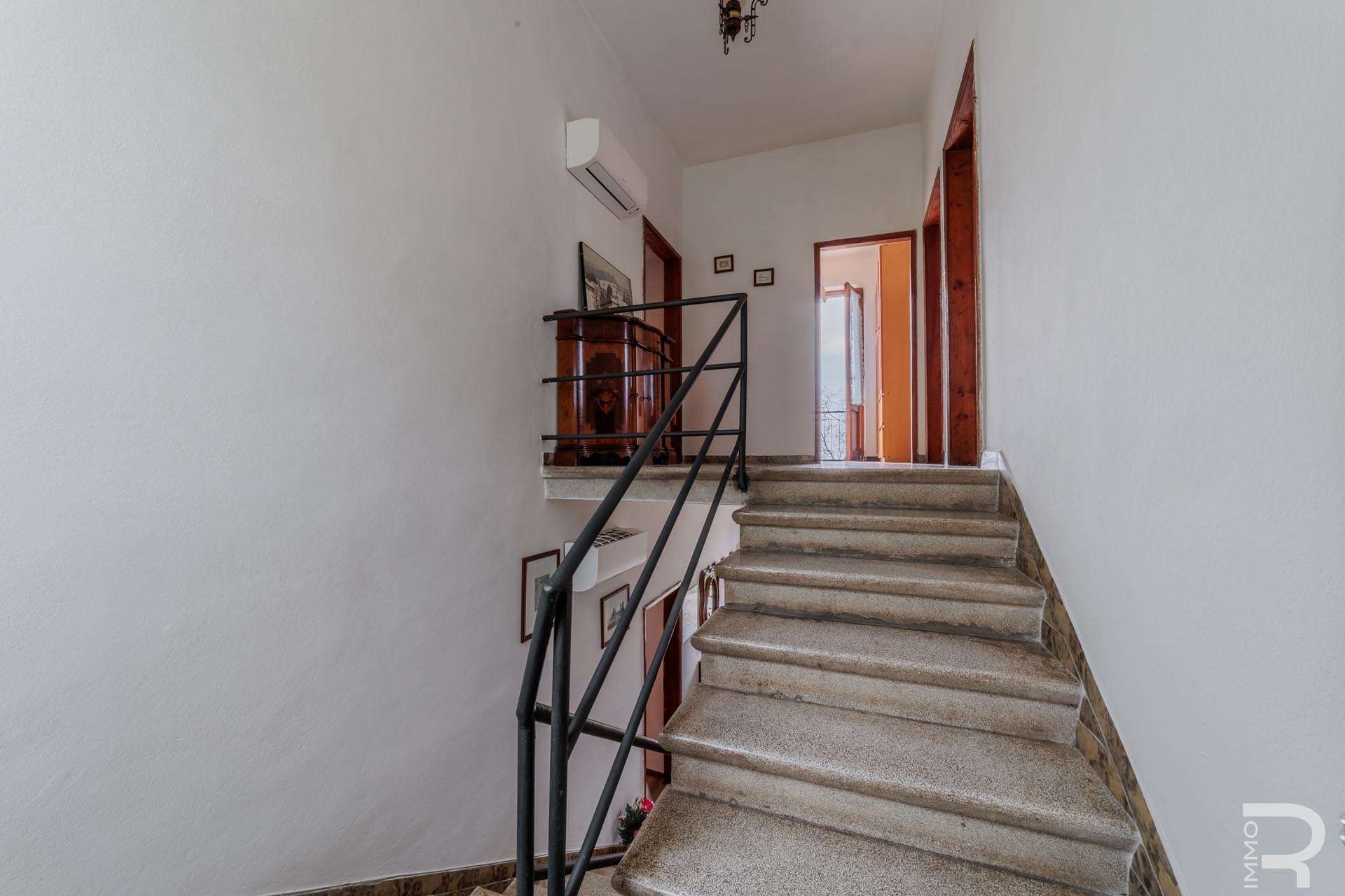 18_h5Q7ftM Villa – Caprese Michelangelo