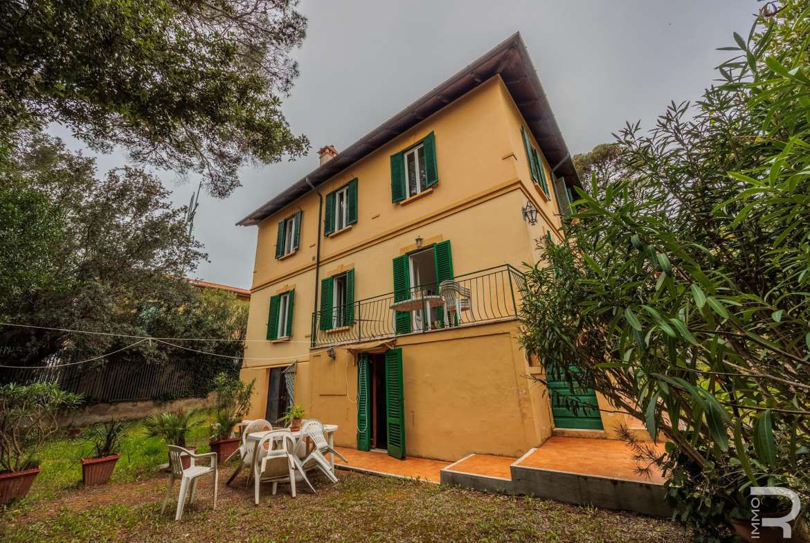 Villa – Livorno