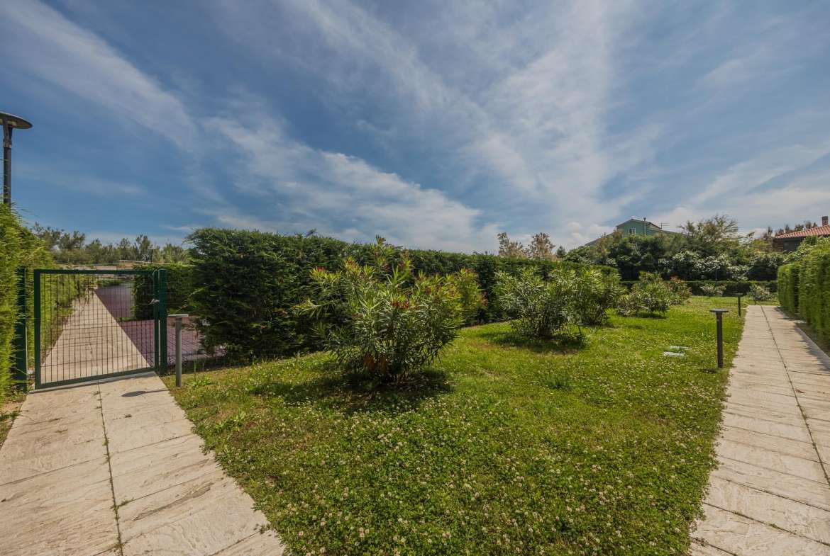 Three Room Apartment – Venice