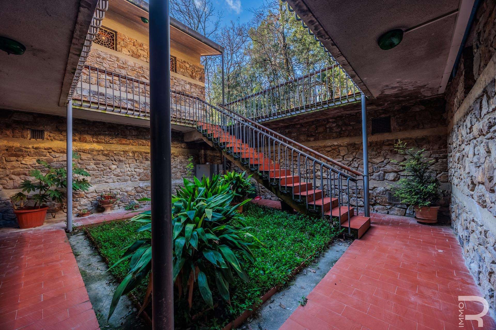 21_Y43lsbh Villa – Montemurlo