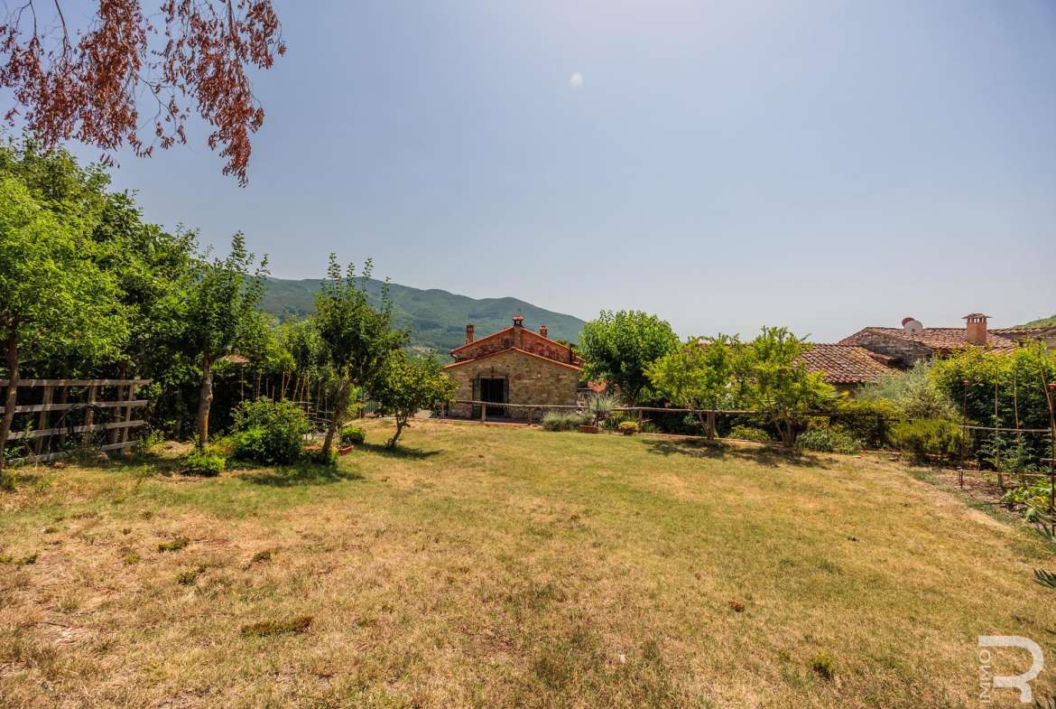 Detached House – Chitignano