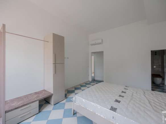 Four Room Apartment – San Vincenzo