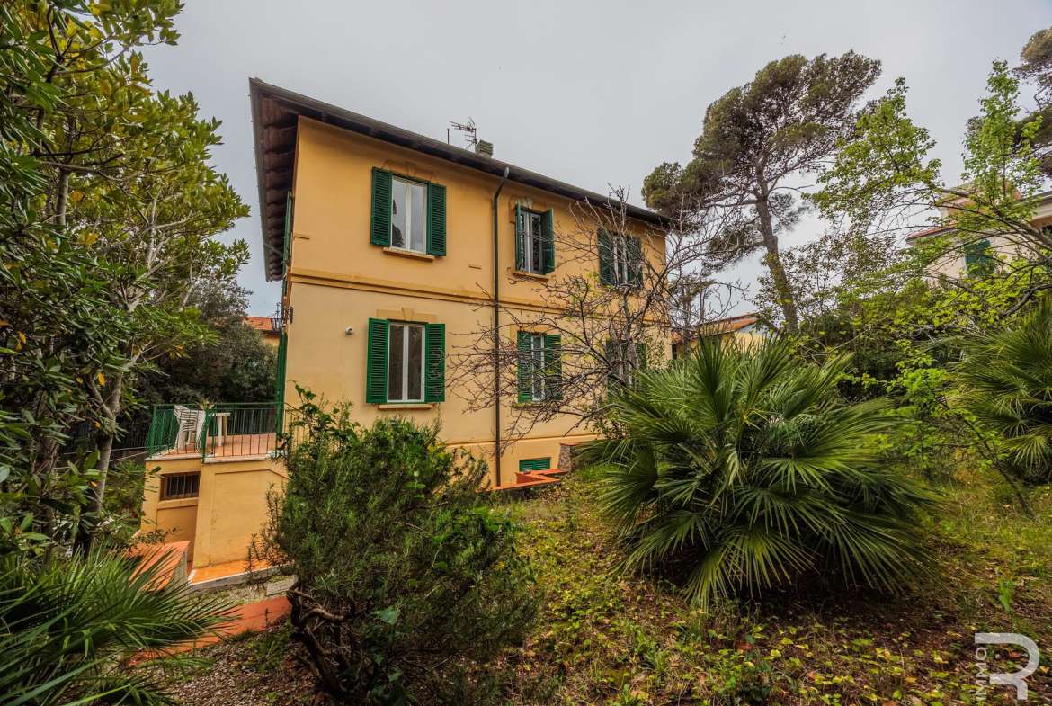 Villa – Livorno