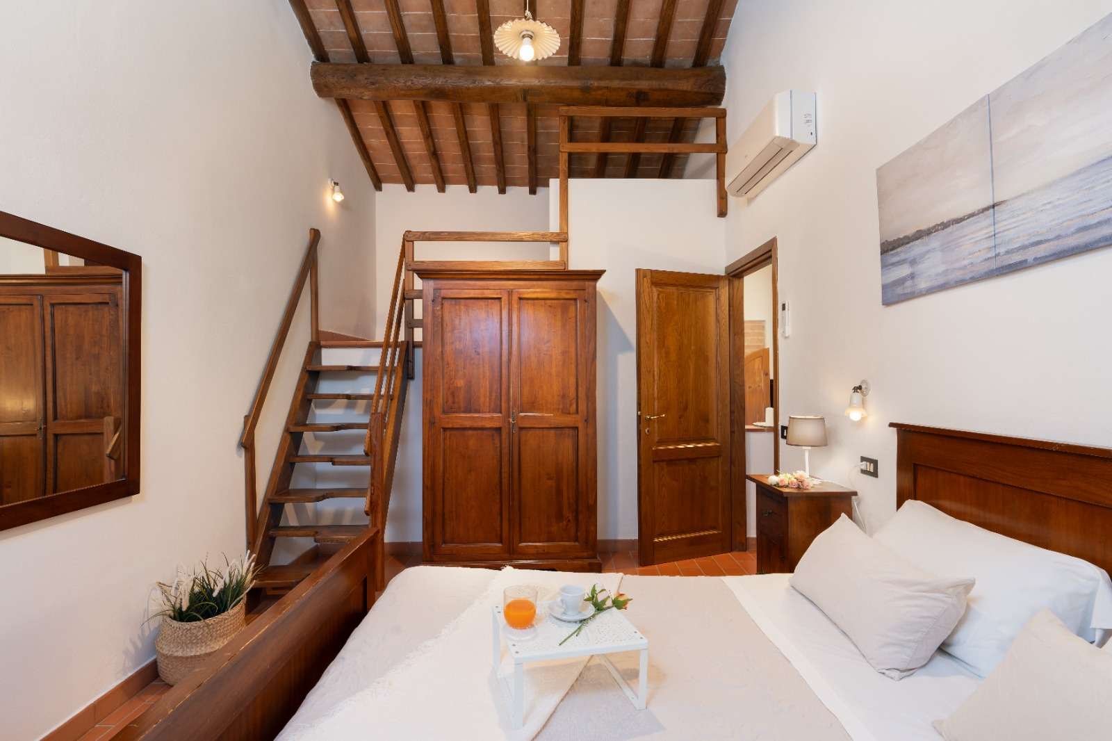 31_AwGSIgc Villa – Volterra