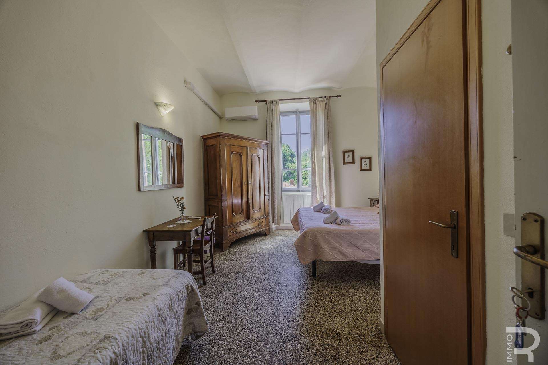 32_2HtwTTd Villa – Volterra