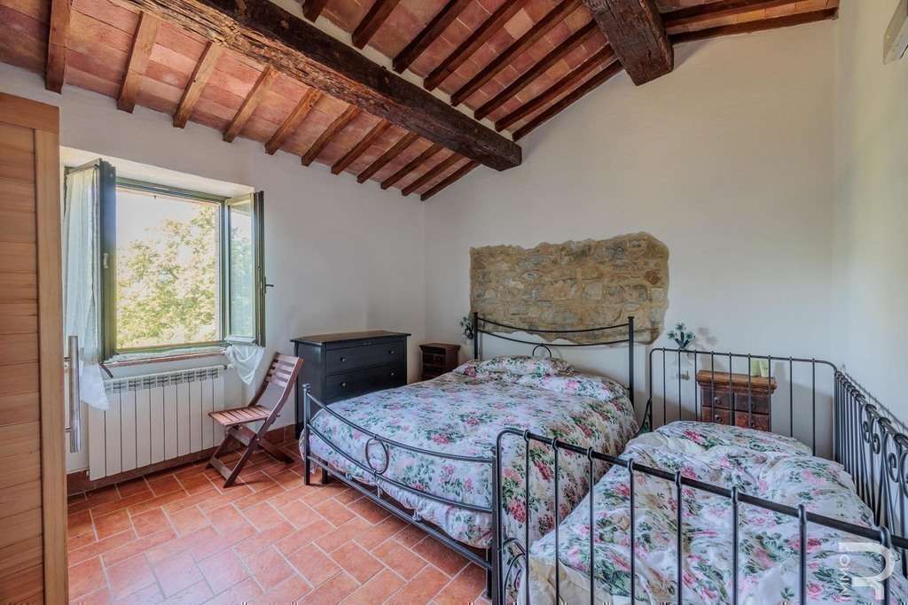 Semidetached House – Semproniano