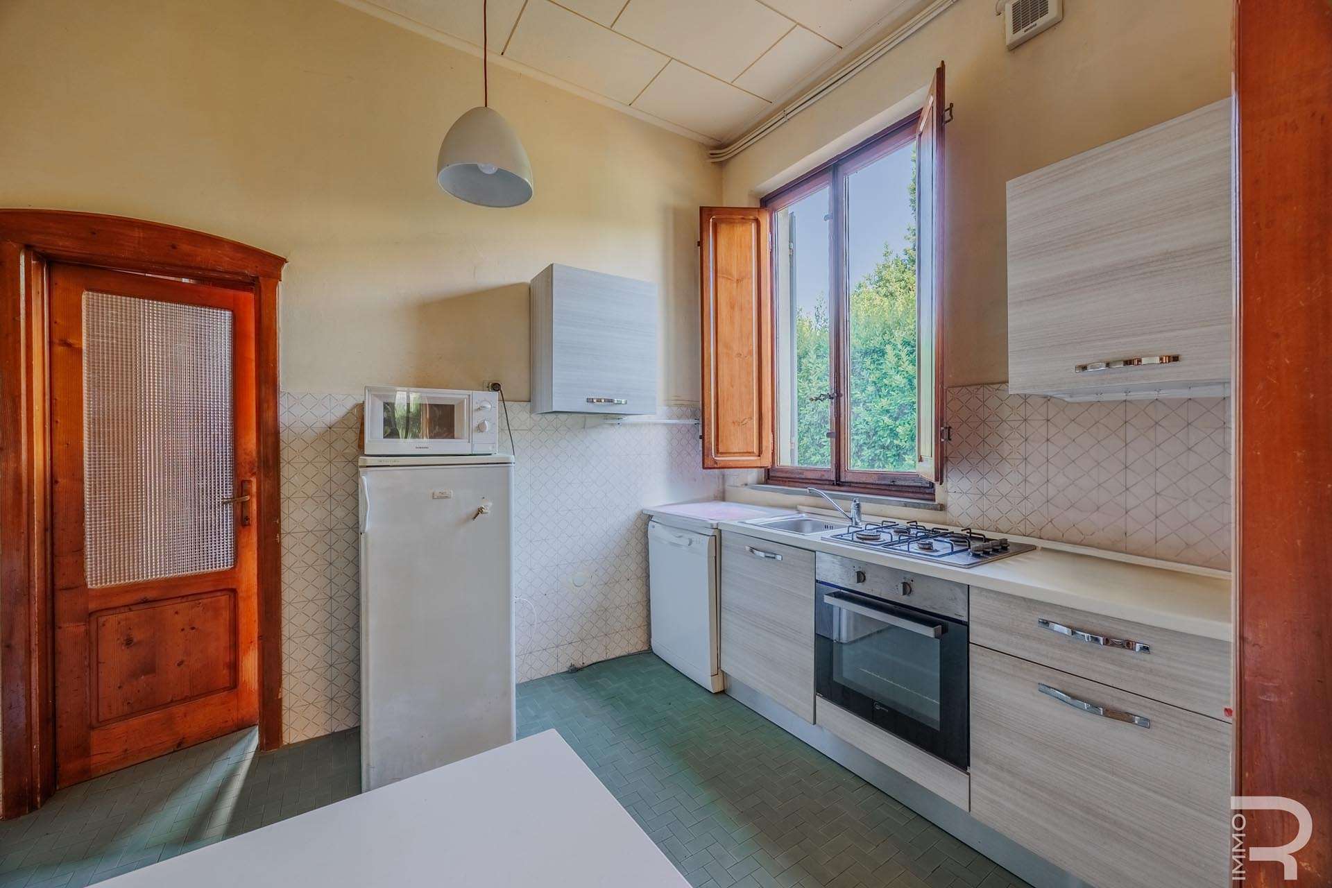 36_Bo3wUTQ Villa – Porcari