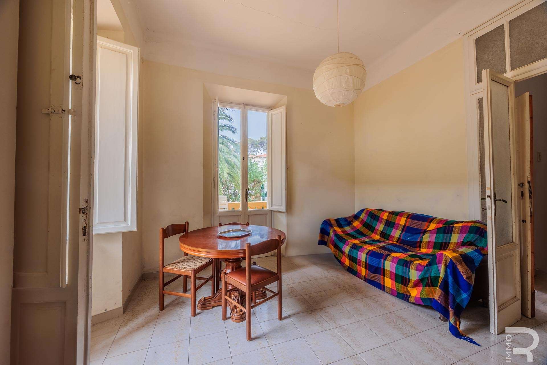 37_QR1mJZE Villa – Livorno
