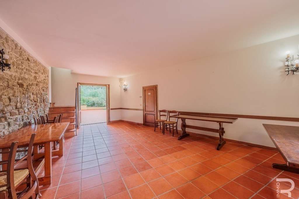 Farmhouse/Rustico – Carmignano