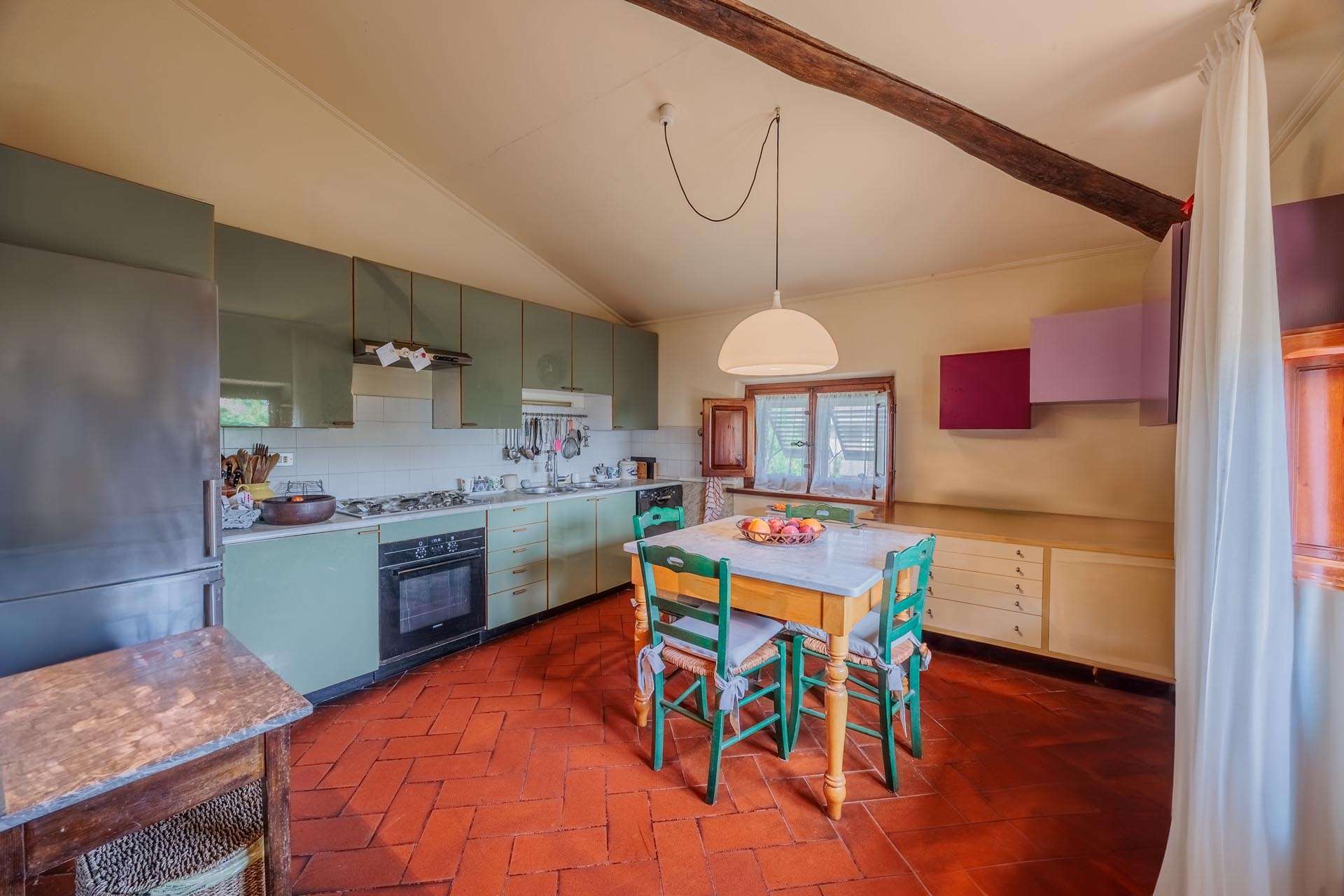 45_HCo4VF9 Villa – Porcari