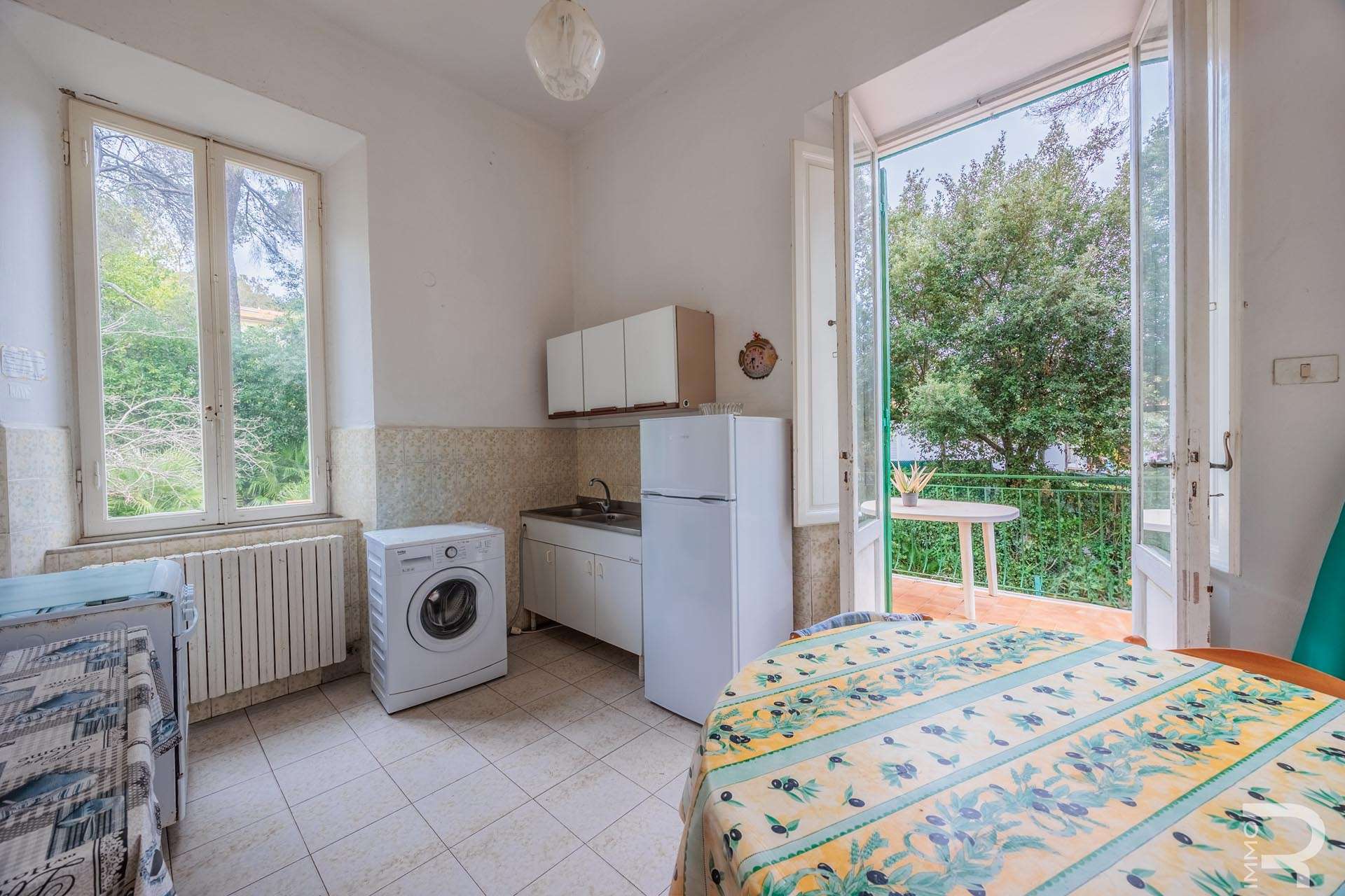 50_R4gidt6 Villa – Livorno